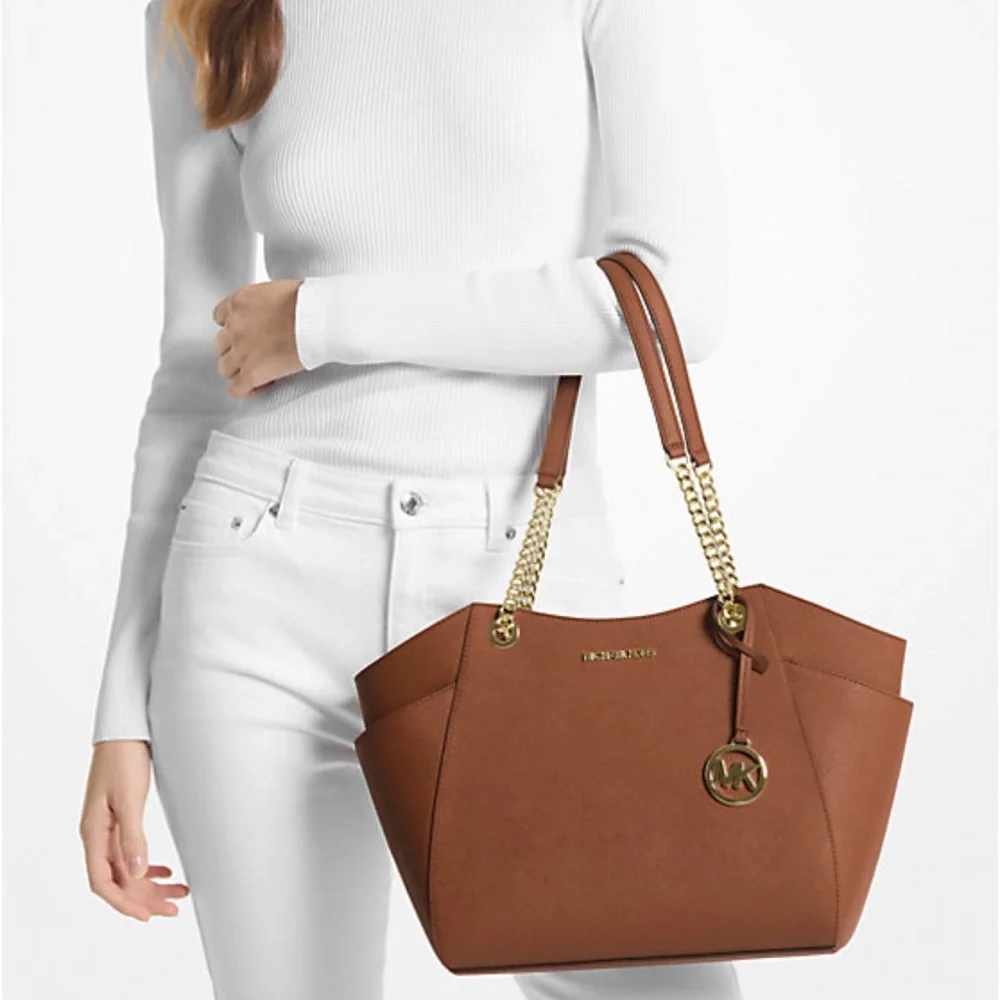 MICHAEL KORS LG CHAIN SHOULDER TOTE LUGGAGE